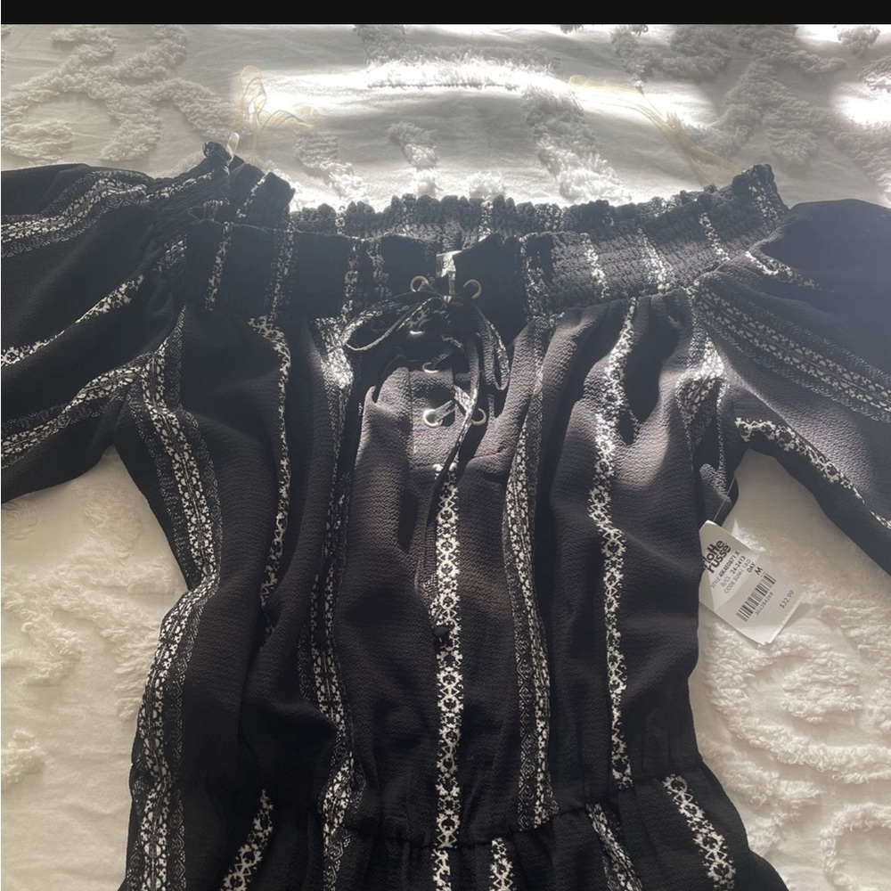 Romper - Picture 3 of 4